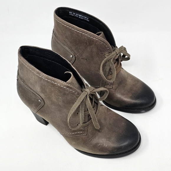 Clarks Artisan Gray Taupe Leather Alpine Lace Up Ankle Booties Womens Size 5.5 - Picture 4 of 11